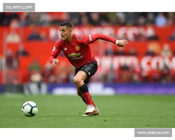 如何全面了解球员桑切斯的职业球队历程与转会发展路径深度解析