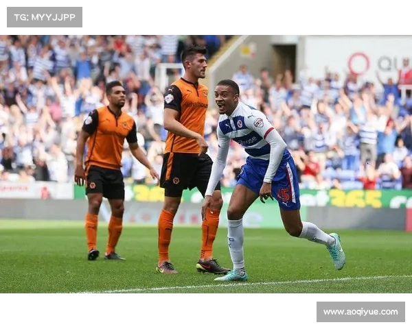 埃因霍温青年队与阿贾克斯青年队的战术风格与发展路径对比分析